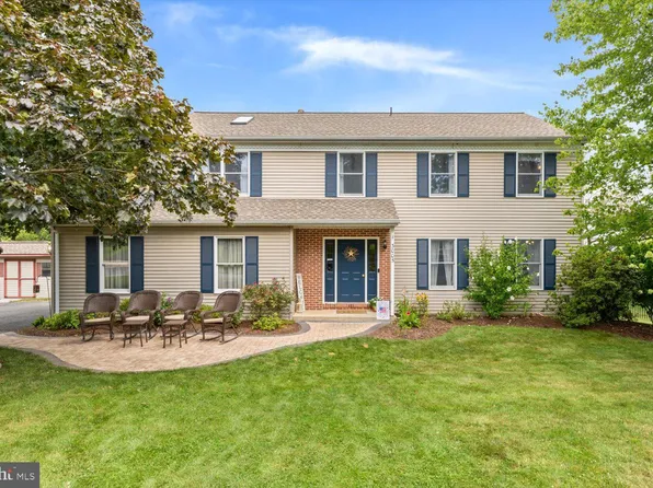 3005 Susanna Dr, Sinking Spring, PA 19608