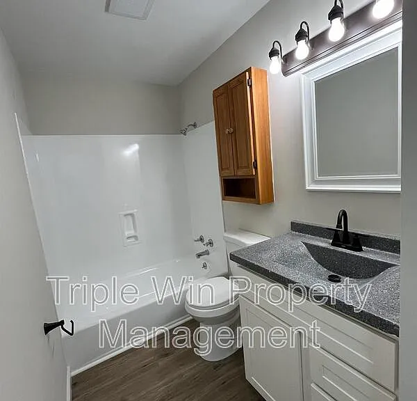 1014 Sunridge Trl W — Photo 25