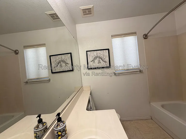 2227 E Edna Ave — Photo 26
