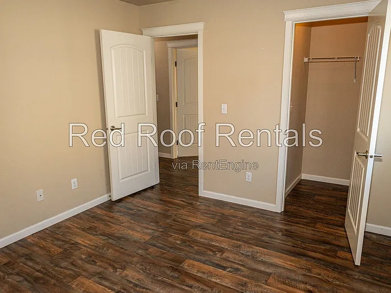 1441 Farina Loop SE — Photo 44