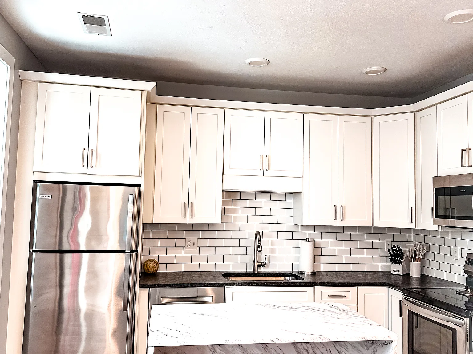 1 bed, 600 sqft, $2,300 — Photo 4