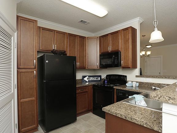 2 Bedroom Kitchen Layout