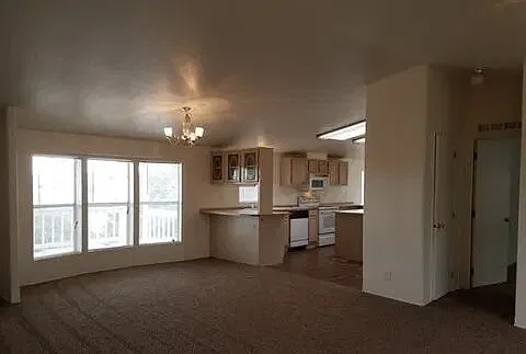 3 bed, 2.0 bath, 1680 sqft, $1,800 — Photo 4