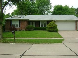 3719 Hirondelle Ln, Florissant, MO 63034
