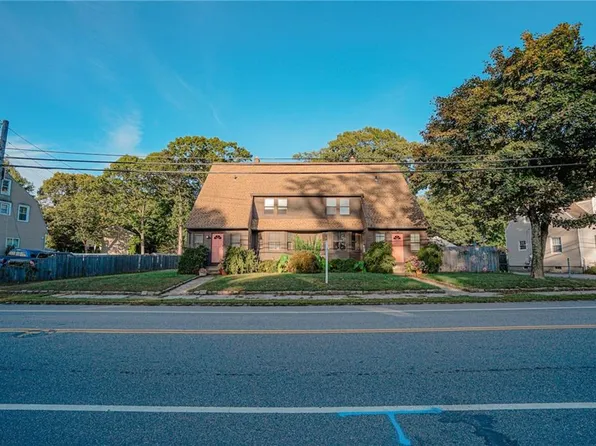 133-135 Roger Williams Ave, Rumford, RI 02916