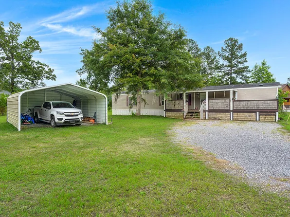 1094 Dehayville Dr, Pinopolis, SC 29469