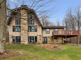 214 Ridgeview Dr, Salix, PA 15952