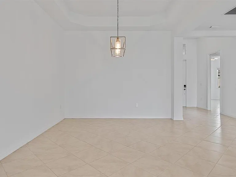 17118 Jadestone Ct — Photo 17