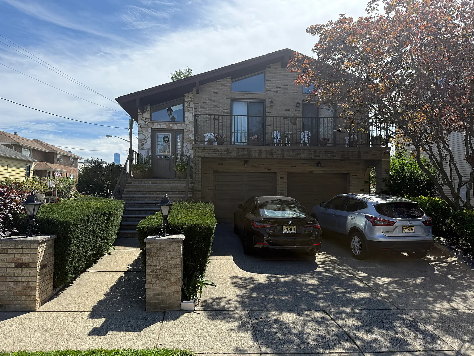 3 bed, 1300 sqft, $4,700 — Photo 1