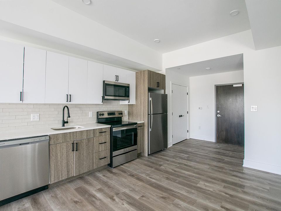 1st image of 1420 Point Breeze Ave #212