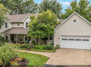 4965 N Schuh Rd, Appleton, WI 54913