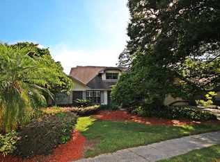 136 Barrington Dr, Brandon, FL 33511