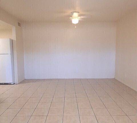 5th image of 2642 N 43rd Ave #6C