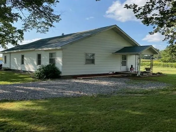 53 Grasty Rd, Golconda, IL 62938