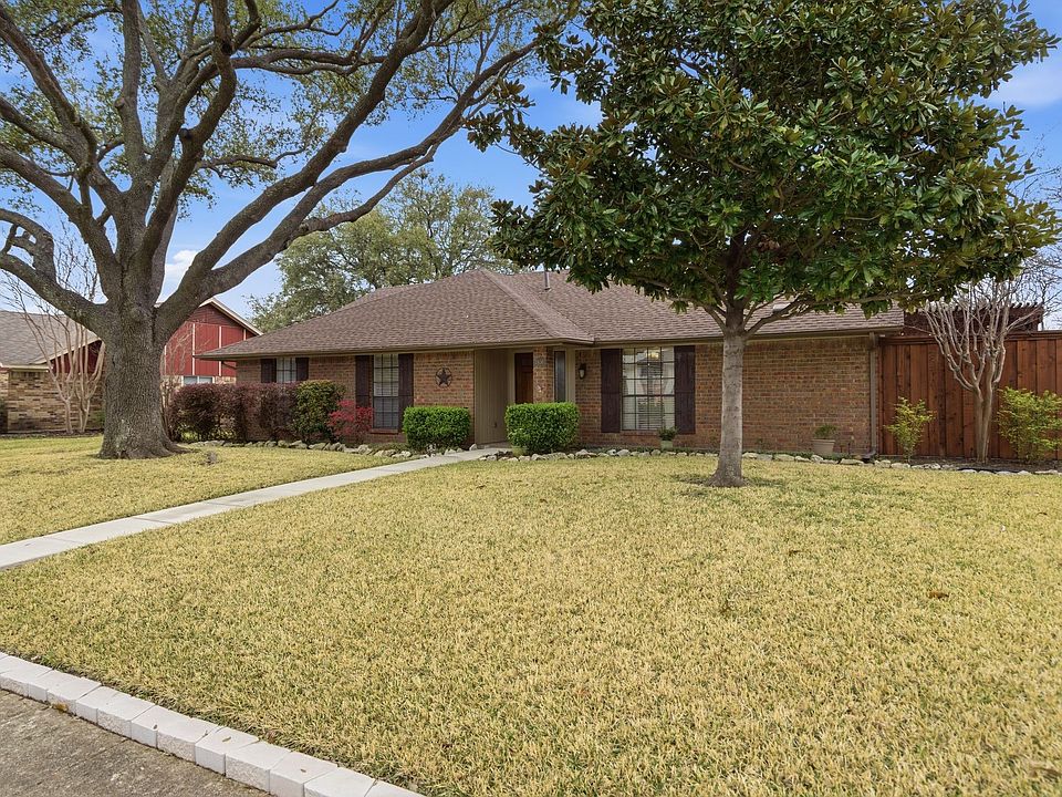 1st image of 1936 Oakbluff Dr