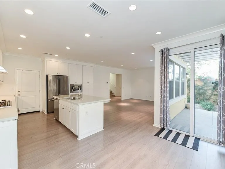 229 Rodeo — Photo 14