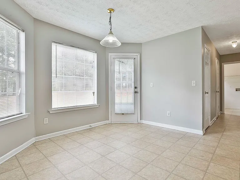 12450 Lakeside Pkwy — Photo 7