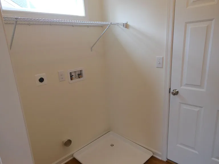 116 Revolutionary Blvd — Photo 4