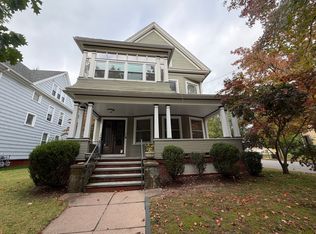 54 Hubinger St #2, New Haven, CT 06511