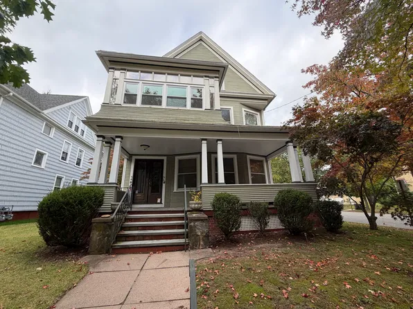 54 Hubinger St #2, New Haven, CT 06511