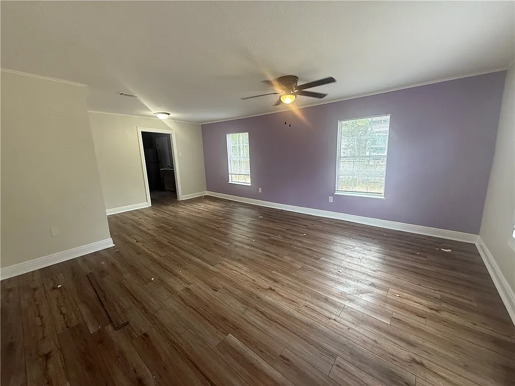 3 bed, 1316 sqft, $1,650 — Photo 3