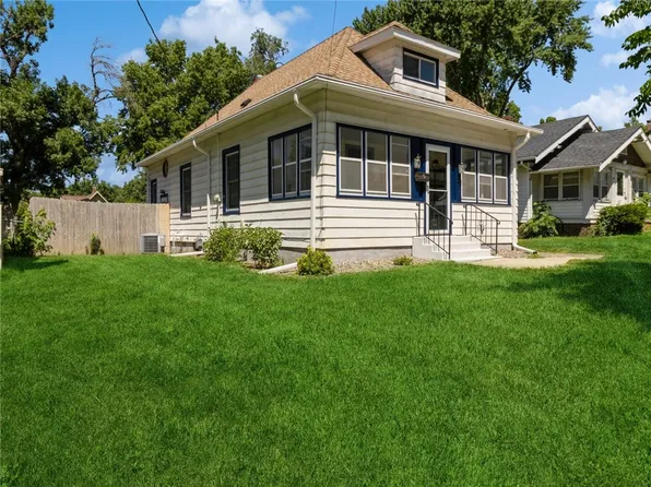 2400 N Union St, Des Moines, IA 50316