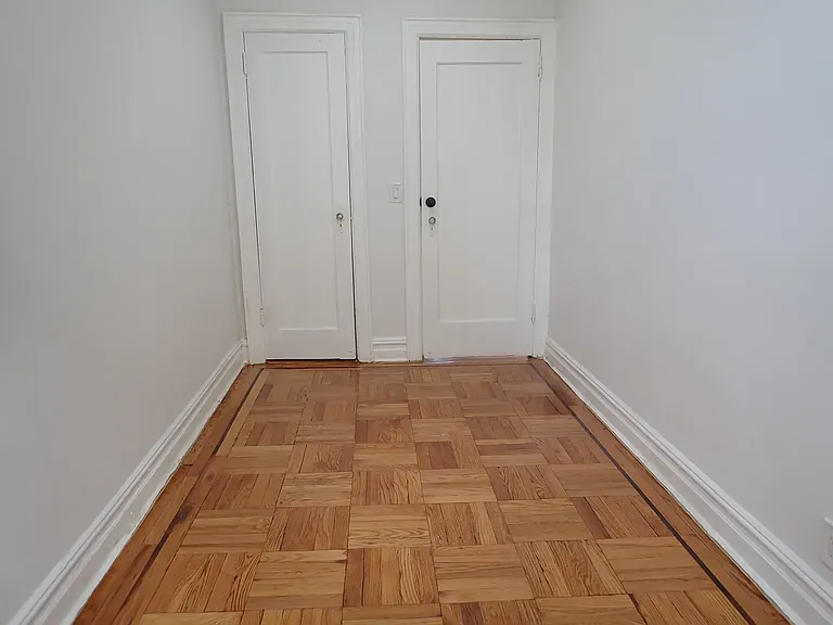 663 E 94th St #3 — Photo 6