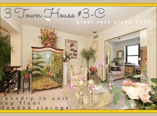 3 Town House Pl APT 3C, Great Neck, NY 11021