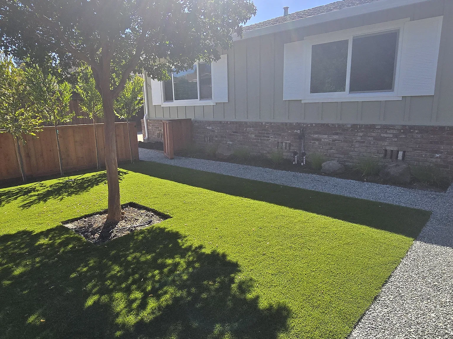 2 bed, 800 sqft, $4,200 — Photo 1