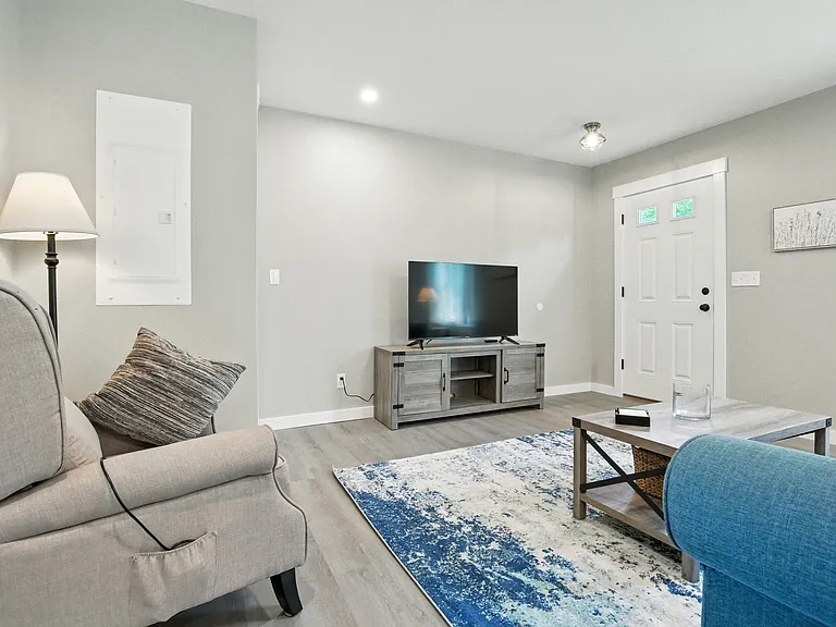 527 Sturtevant Hill Rd #B — Photo 17