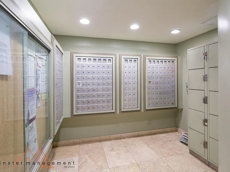 2600 Pualani Way #1404 — Photo 19