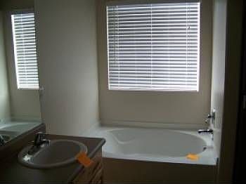 5th image of 8262 Pin Oak Dr