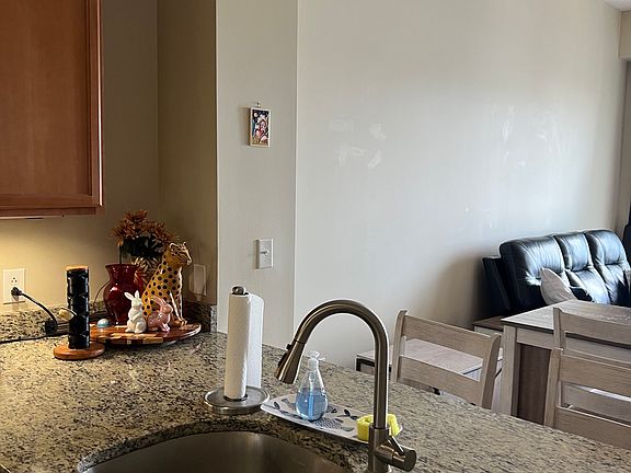 5th image of 530 Harlan Blvd Unit 722