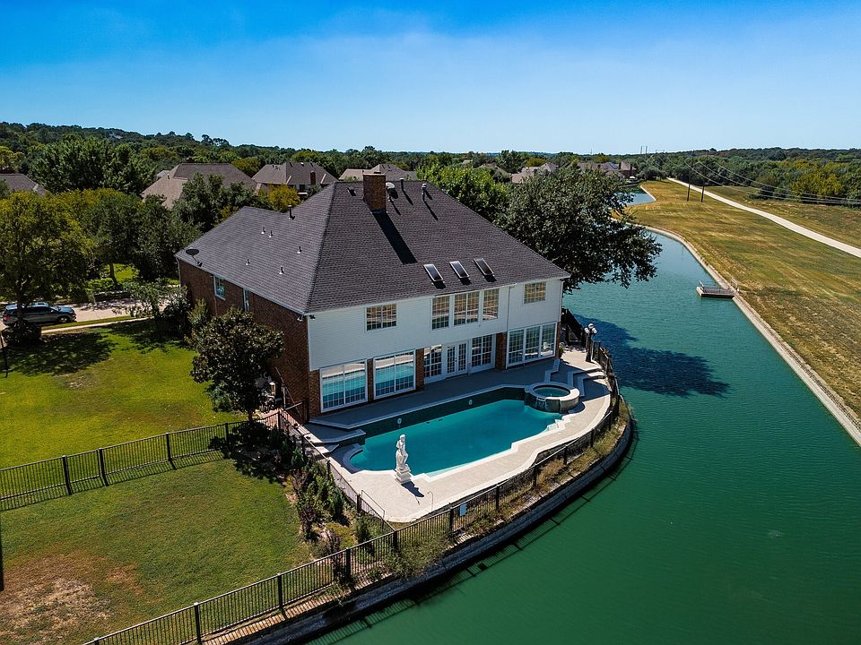 1st image of 3007 Waterway Ct