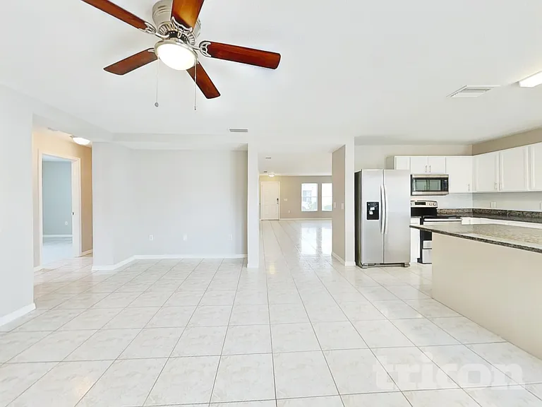 2483 Brownwood Dr — Photo 6