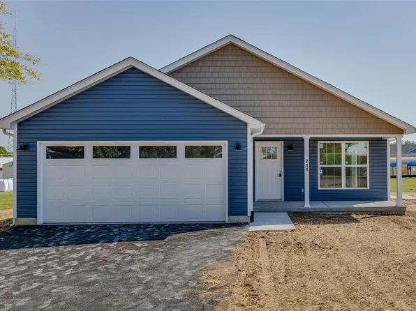 211 9th St, Park Hills, MO 63601