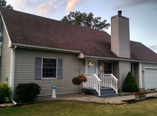 922 Southview Dr, Ionia, MI 48846