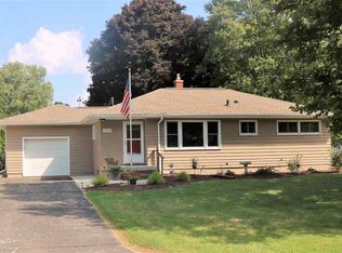 1529 Devonshire Rd, Jackson, MI 49203