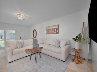 1950 Gulf Shore Blvd N APT 108, Naples, FL 34102