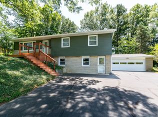 4214 Saratoga Dr, Bloomington, IN