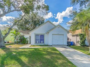 322 Laxton Ln, Valrico, FL 33594