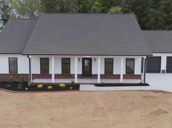 110 Union Dr, Mayfield, KY 42066
