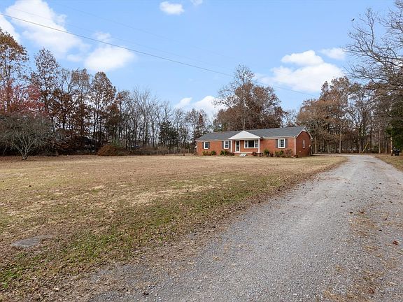 3rd image of 1405 Unionville Deason Rd