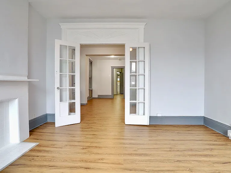 327 Jackson St #13 — Photo 8