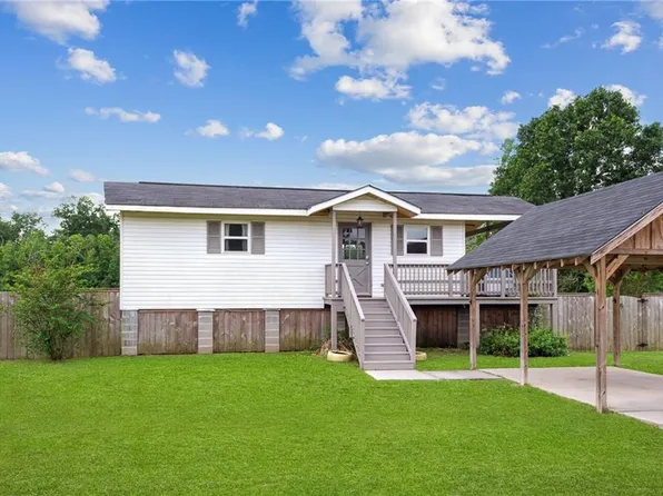 24158 Cambridge Dr, Robert, LA 70455