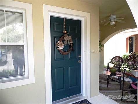 2nd image of 6915 Hawthorne Trace Ln