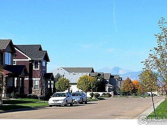 Adorable cottage style homes and views!
