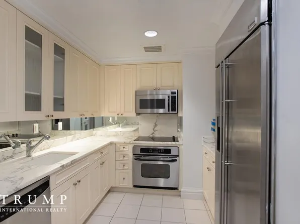 502 Park Avenue image 15 of 15