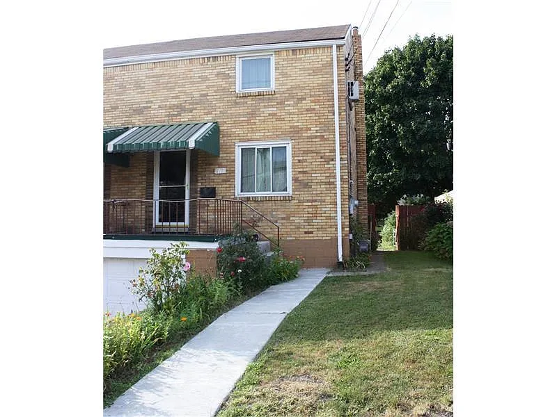117 Prospect St photo 1