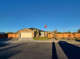 518 Cloud Break Dr, Reno, NV 89506